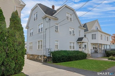 20 Hanover St. #A features a well-maintained traditional - photo 5