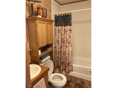 LOOKING FOR AN IMMACULATE MOVE IN GET AWAY FULLY FURNISHED? - photo 11