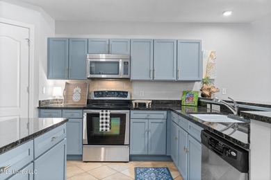 This beautiful 3 bedroom and 3 bath condo is located on the - photo 17