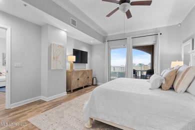 This beautiful 3 bedroom and 3 bath condo is located on the - photo 24