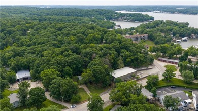 Great Horseshoe Bend location, nearly an acre of wooded ground - photo 30
