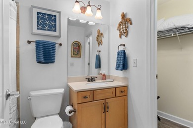 This beautiful 3 bedroom and 3 bath condo is located on the - photo 33