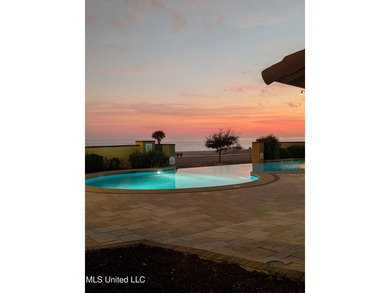 This beautiful 3 bedroom and 3 bath condo is located on the - photo 43