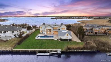 Private dockage with direct bay access. Waterfront estate just - photo 46