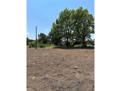 Lake Granbury Lot Sale Pending in Granbury Texas