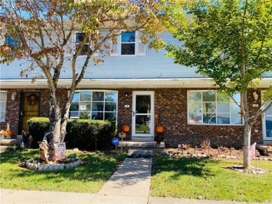Lake Townhome/Townhouse For Sale in Winfield, West Virginia