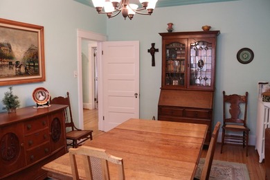 Location, location, location! Within walking distance of