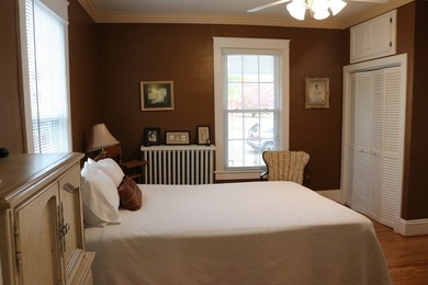 Location, location, location! Within walking distance of