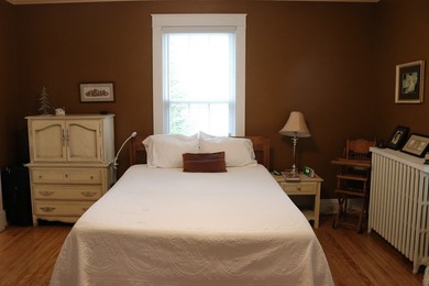 Location, location, location! Within walking distance of