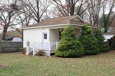 Location, location, location! Within walking distance of