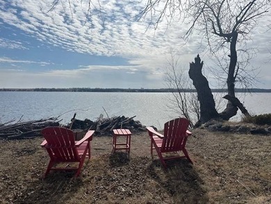 Enjoy lake life without the upkeep in this well-maintained park - photo 4