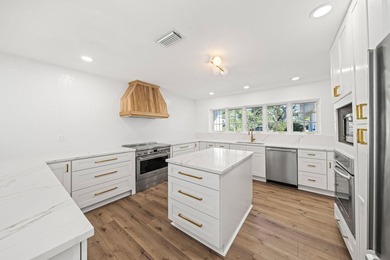 Spacious 4 bedroom, 3 bath ranch-style home with a private pool - photo 12