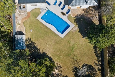 Spacious 4 bedroom, 3 bath ranch-style home with a private pool - photo 47