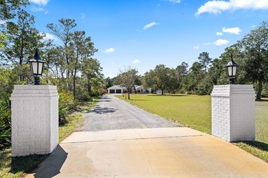 Spacious 4 bedroom, 3 bath ranch-style home with a private pool - photo 50