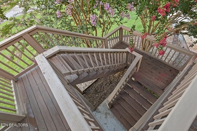 Beautiful Three Bedroom three and a half bath Lakeview and Lake - photo 21