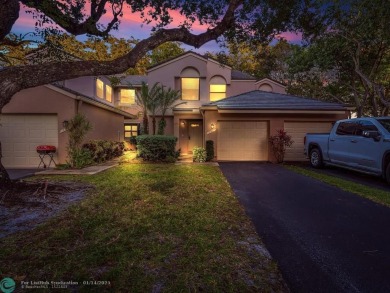 Lake Condo For Sale in Plantation, Florida