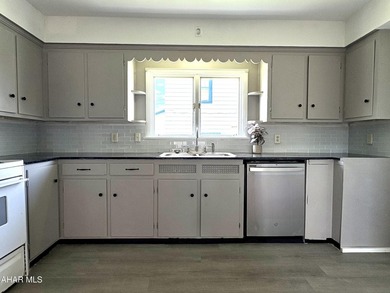 Additional listing photo 3