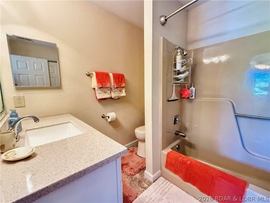 Enjoy lake living at its best in this well-maintained 2-bedroom - photo 21
