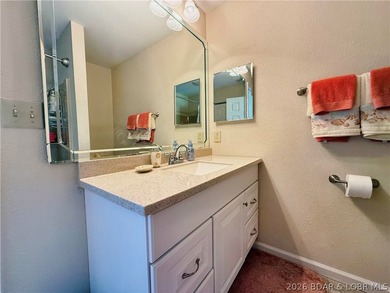 Enjoy lake living at its best in this well-maintained 2-bedroom - photo 22