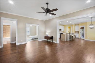 Charming single-story cottage located in the highly desirable - photo 5