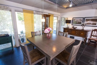 Reduced price!!Gorgeous and unique 4bd, 2ba home on a large - photo 7