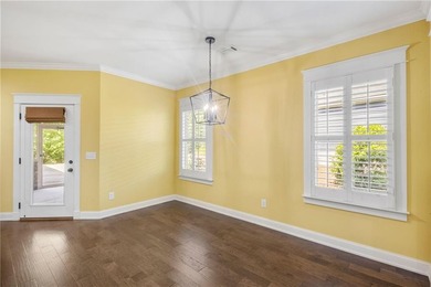 Charming single-story cottage located in the highly desirable - photo 10