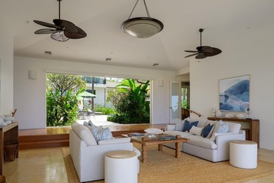 Experience the pinnacle of oceanfront luxury in this stunning, 5 - photo 15