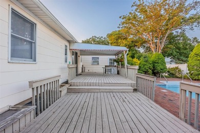 This sprawling brick ranch features a stunning open floor plan - photo 30