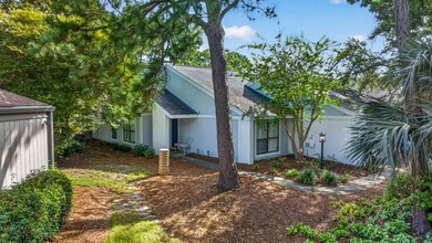 Nestled within the charming Linkside neighborhood of the - photo 39