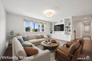 Welcome home to this charming and beautifully maintained - photo 2