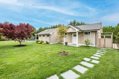 Set on a quiet street in the Montclair Colony section of Shelter - photo 6