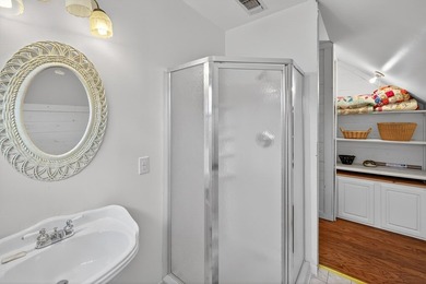 3B/3B Victorian-style waterfront home situated on approximately - photo 11