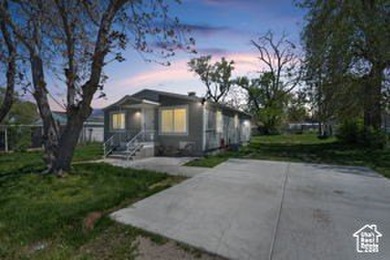 Great Salt Lake Home For Sale in Magna Utah
