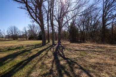 3 bed, 2 bath home near Arbuckle Lake! Open-concept living and - photo 18