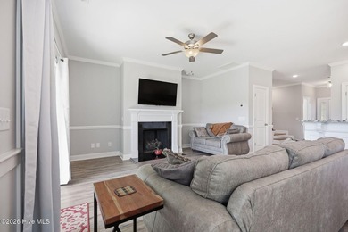 Beautifully maintained 3-bedroom, 2.5-bath luxury townhome - photo 20