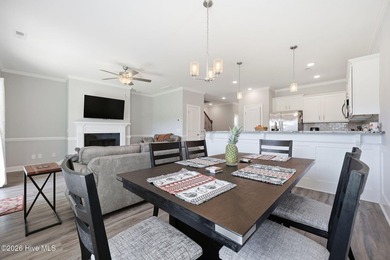 Beautifully maintained 3-bedroom, 2.5-bath luxury townhome - photo 21