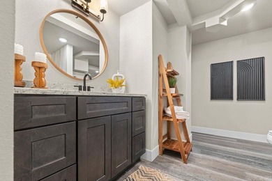 Welcome to this beautifully updated 3,850 sq ft home offering - photo 33
