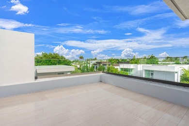 LIVE YOUR DREAM! RARE luxurious designed home on Corner Lot of - photo 42