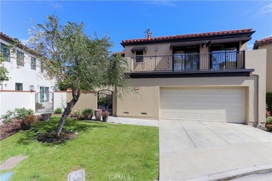 This is the one- 5755 Avenida Estoril, an exceptional residence - photo 2