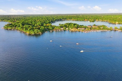 One of the finest lots on Lake Minnetonka, this extraordinary - photo 4