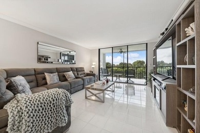 Totally renovated, updated condo detailed in beautiful neutral - photo 6