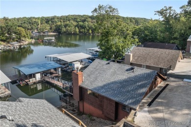 Lake Home ActiveUnderContr in Sunrise Beach, Missouri
