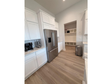THIS BREATHTAKING HOME IS IN THE NORTHLAKE SUBDIVISION IN - photo 13