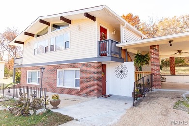 Lake Home For Sale in Cuba, Missouri