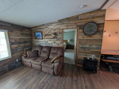 Wake up to breathtaking views of Dead Lake and spend your days - photo 10