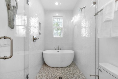 Short term rental powerhouse featuring a spacious coastal home - photo 31