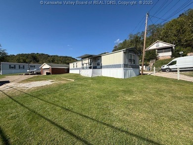Kanawha River Home For Sale in Red House West Virginia