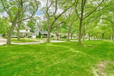 Welcome to Historic Seneca Parkway, also known as *Judges Row.* - photo 6