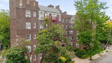 Welcome to easy, low maintenance living at 19 William Street, a - photo 14