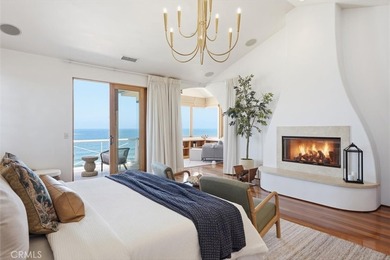 Perched high above the sand on the west side of the Esplanade - photo 15
